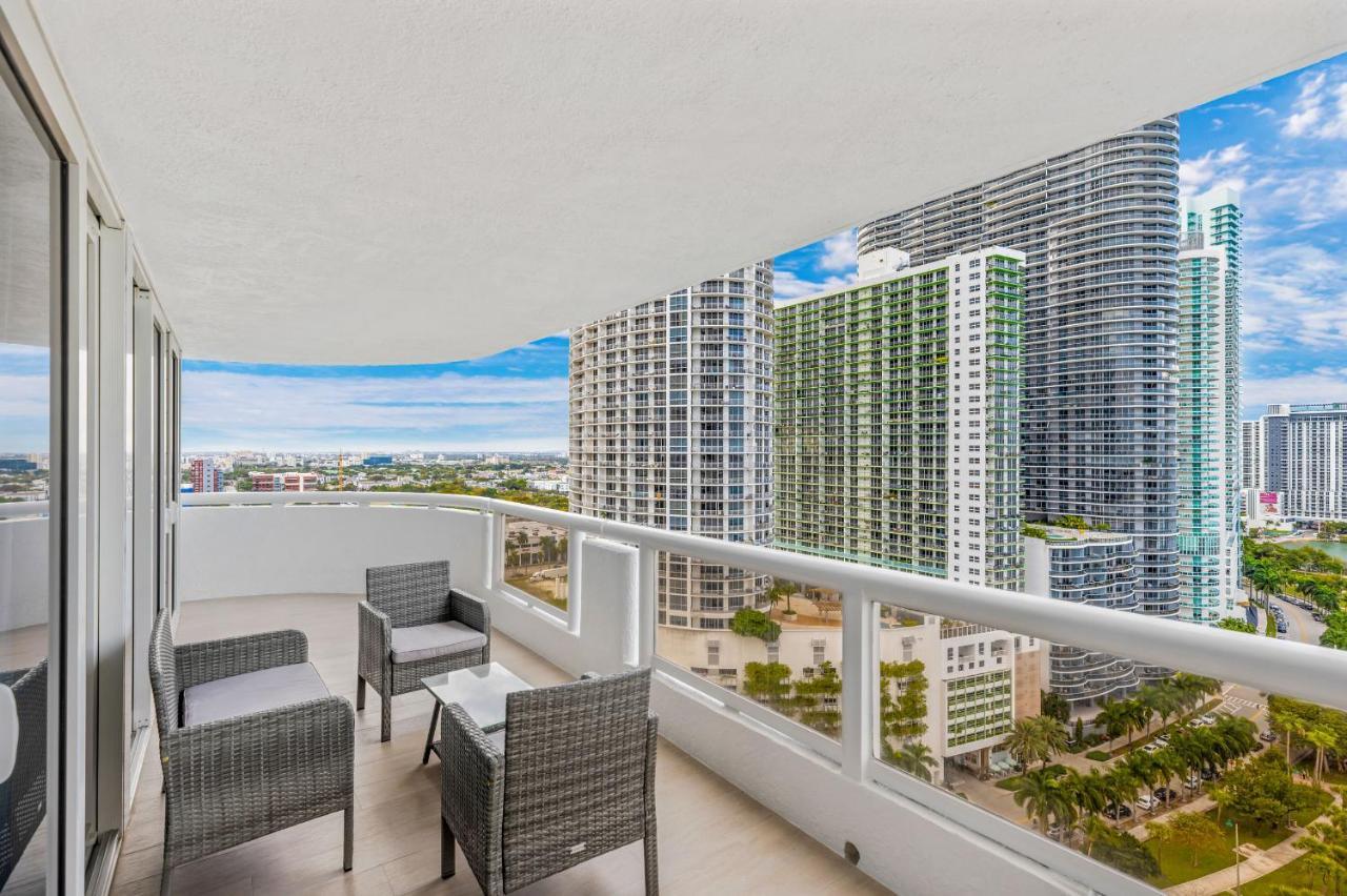 Grandiose On The Bay Apartment Miami Bagian luar foto