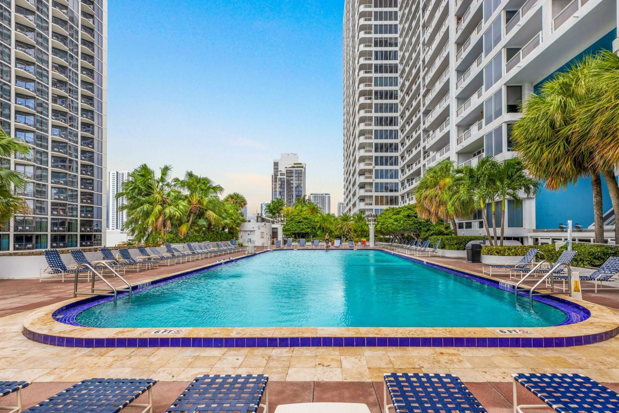 Grandiose On The Bay Apartment Miami Bagian luar foto